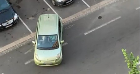 PARKING SPEKTAKL KOJI JE ZAPALIO MREŽE Tri minuta očaja i grešaka koje će vas nasmejati do suza! (VIDEO)